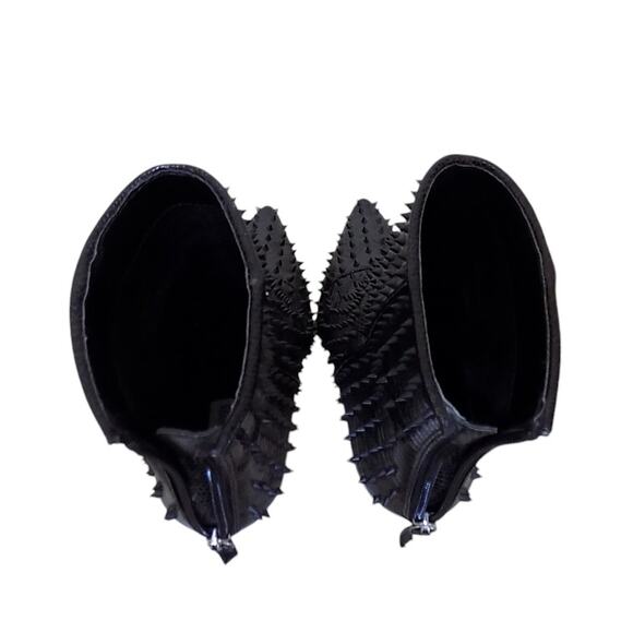 Steve Madden Via-S Spiked Stiletto Ankle Boots 7 Women Biker Moto Mobwife Punk - Picture 8 of 9